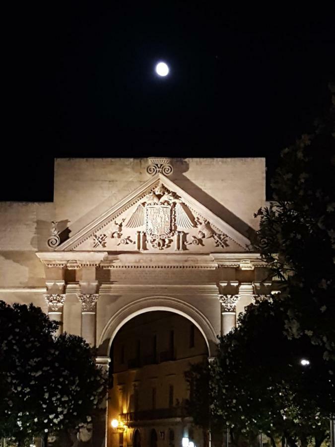 Dimora Petra Appartement Lecce Buitenkant foto
